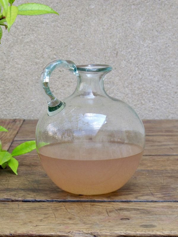 verre recyclé et soufflé bouche