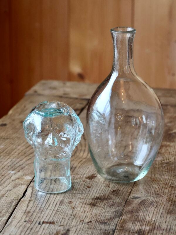 rotonda-transparent-carafe-mouth)blown-recycled-glass