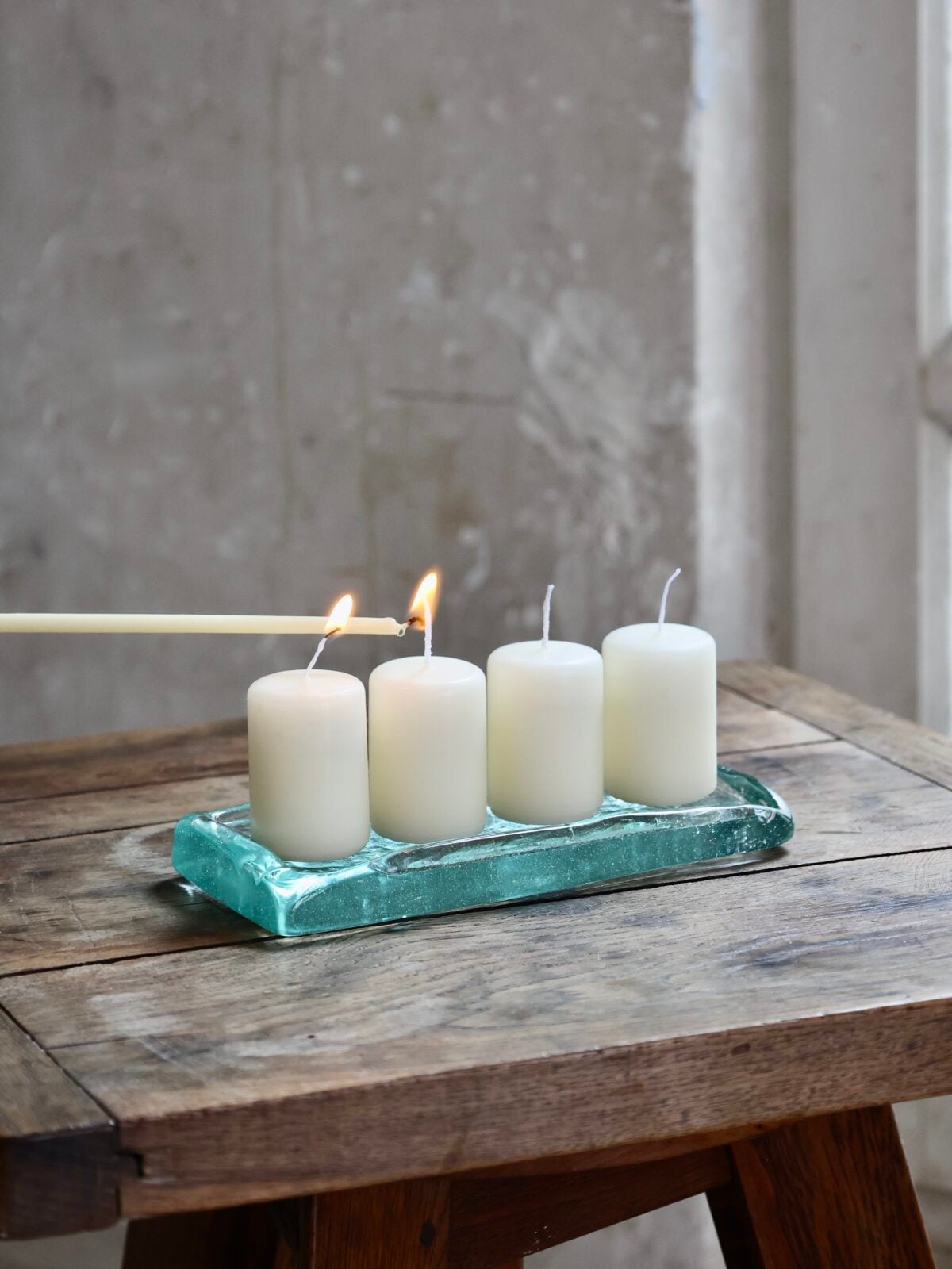 la-soufflerie-burriera-grande-transparent-tableware-butter-dish-small-tray-mouth-blown-recycled-glass