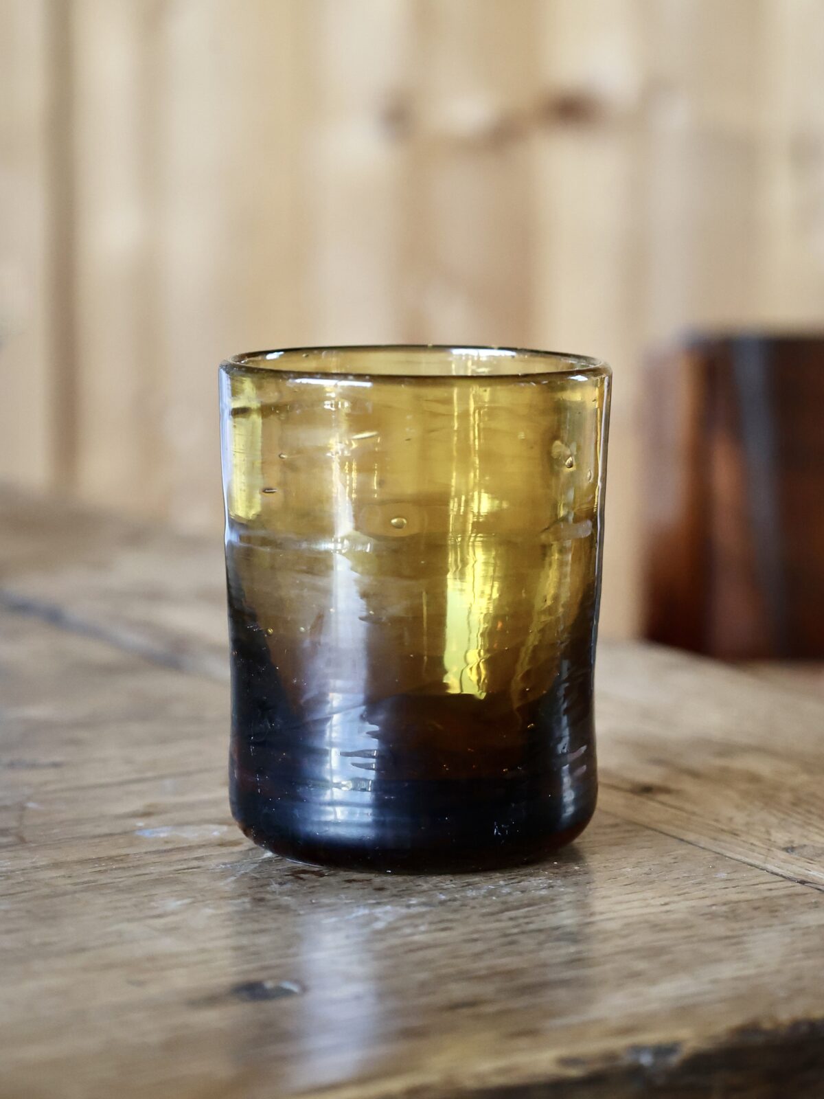 murano-moyen-yellow-drinkware-tumblers-water-glasses-mouth-blown-recycled-glass