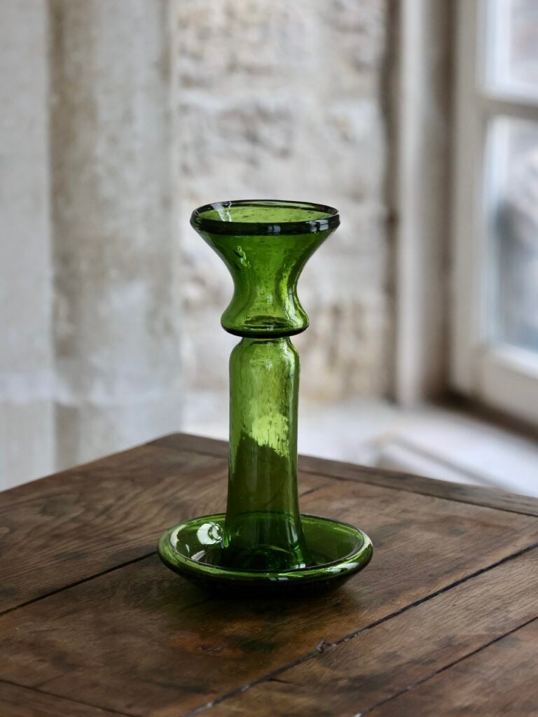 Soufflé à la bouche en utilisant du verre recyclé