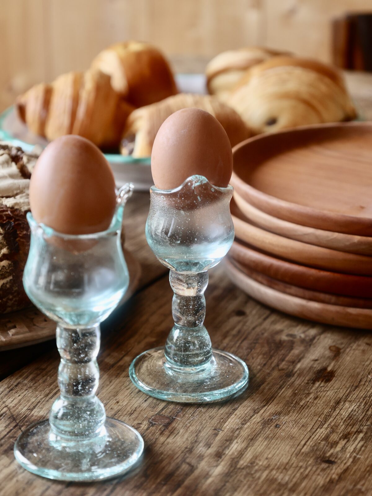coctier-transparent-egg-cup-mouth-blown-recycled-glass
