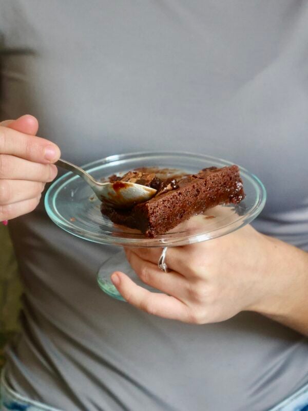 la-soufflerie-operette-transparent-cake-stand-mouth-blown-recycled-glass