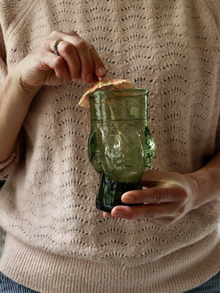la-soufflerie-angelo-glass-vert-fume-fait-main