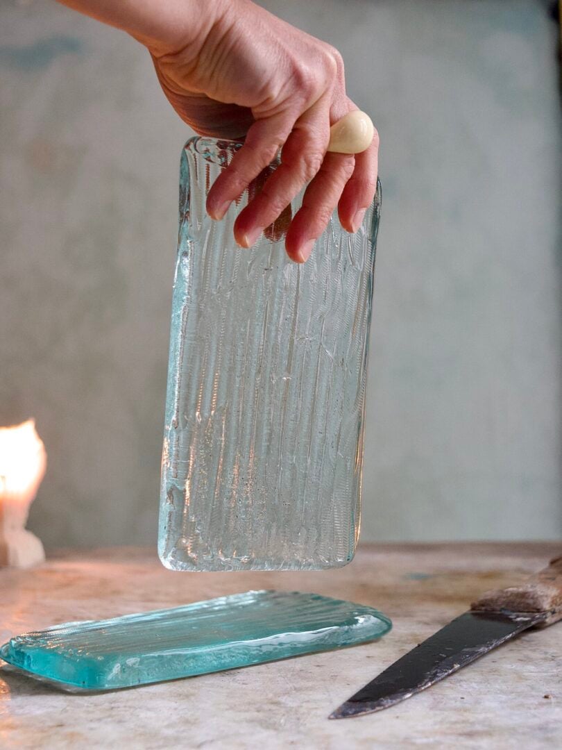 la-soufflerie-burriera-linea-transparent-grande-mouth-blown-recycled-glass