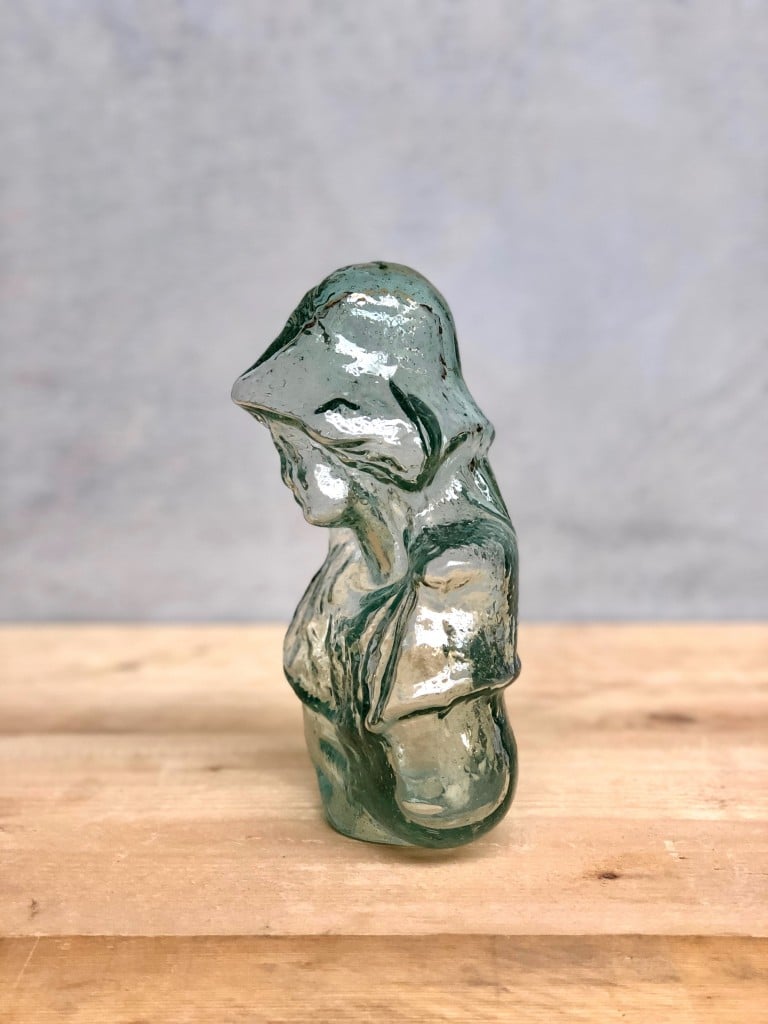 la-soufflerie-jess-with-hat-transparent-mouth-blown-recycled-glass