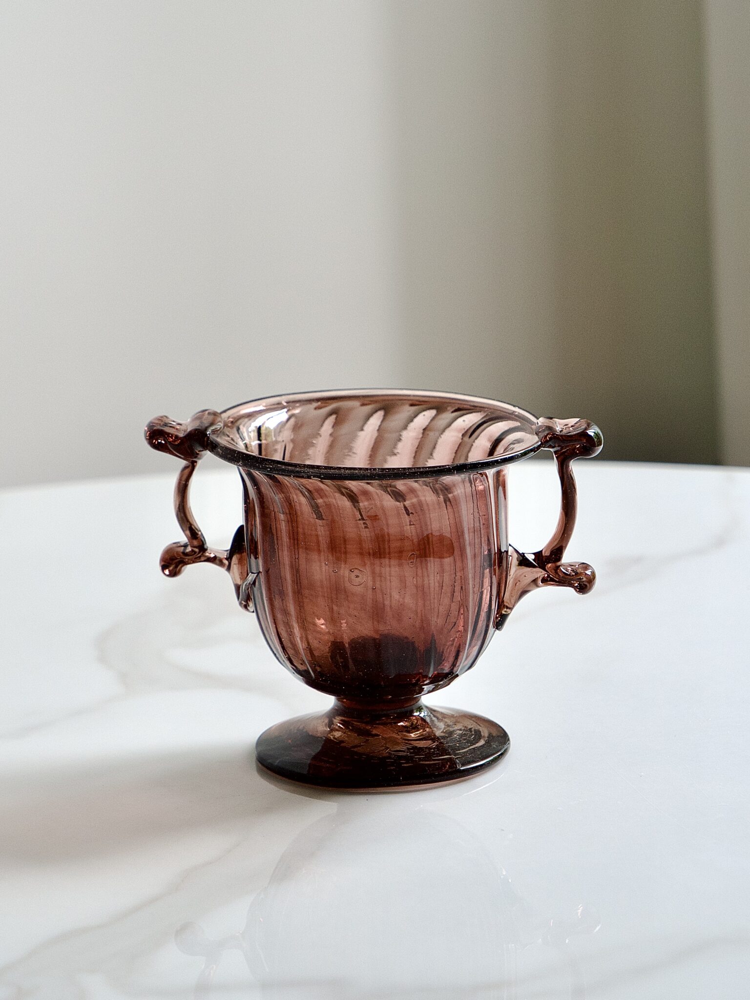 la-soufflerie-rita-framboise-mouth-blown-recycled-glass
