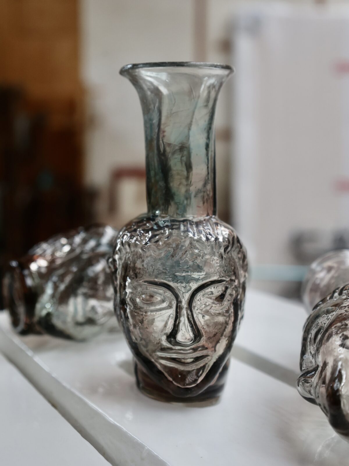 vase-tete-purple-turquoise-light-bud-vase-head-face-vase-mouth-blown-recycled-glass