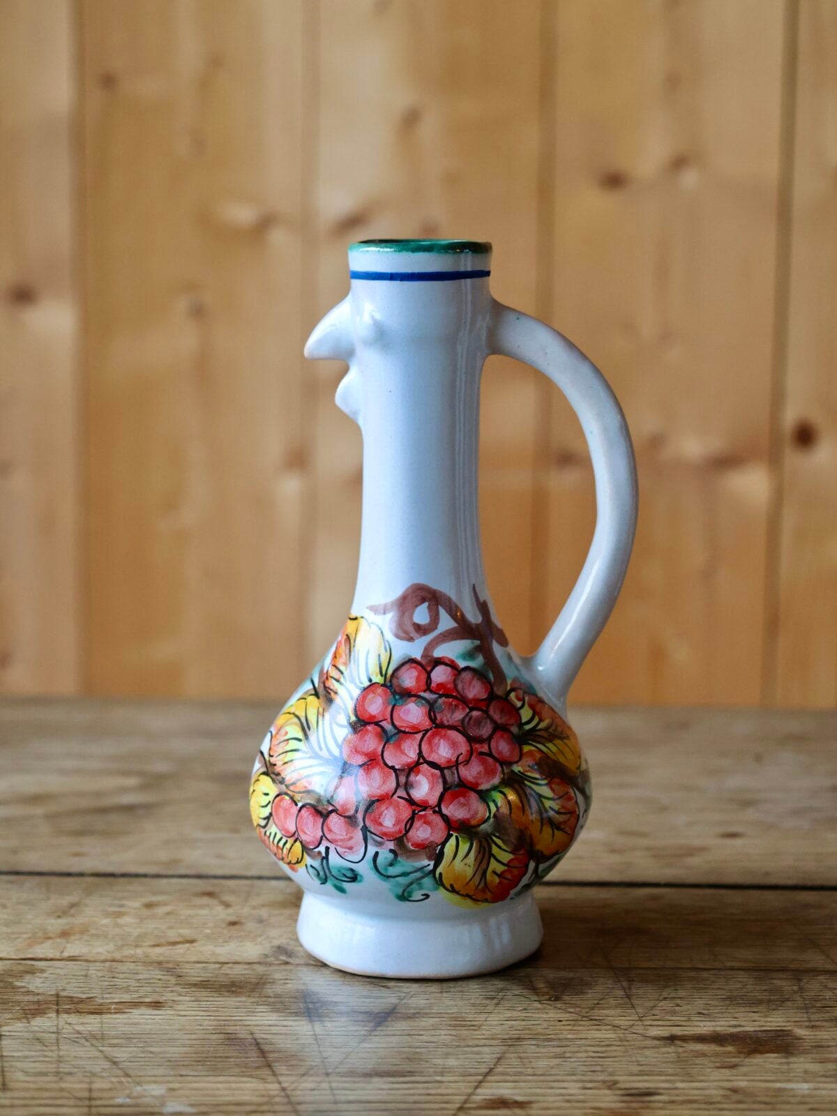 poule-raisin-handmade-terracotta-vase