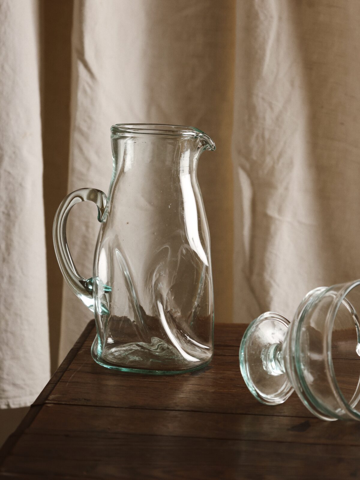 Pichet en verre recycle